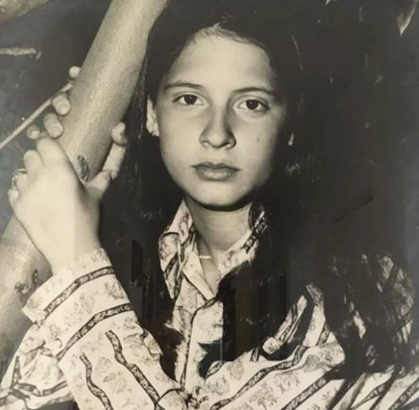 ANA MARIA POLO JOVEN