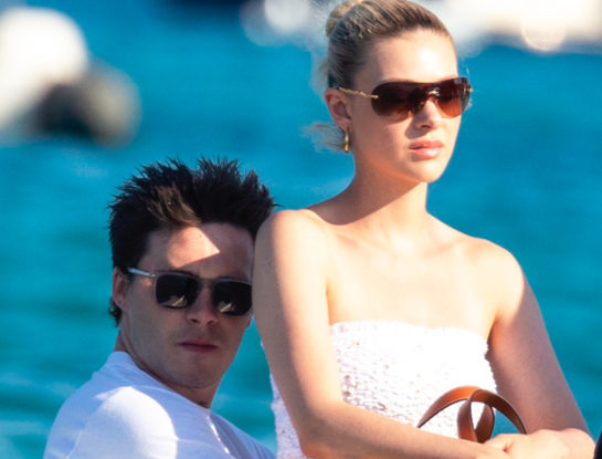 El twinning look de Brooklyn Beckham y su mujer Nicola Peltz en Saint Tropez