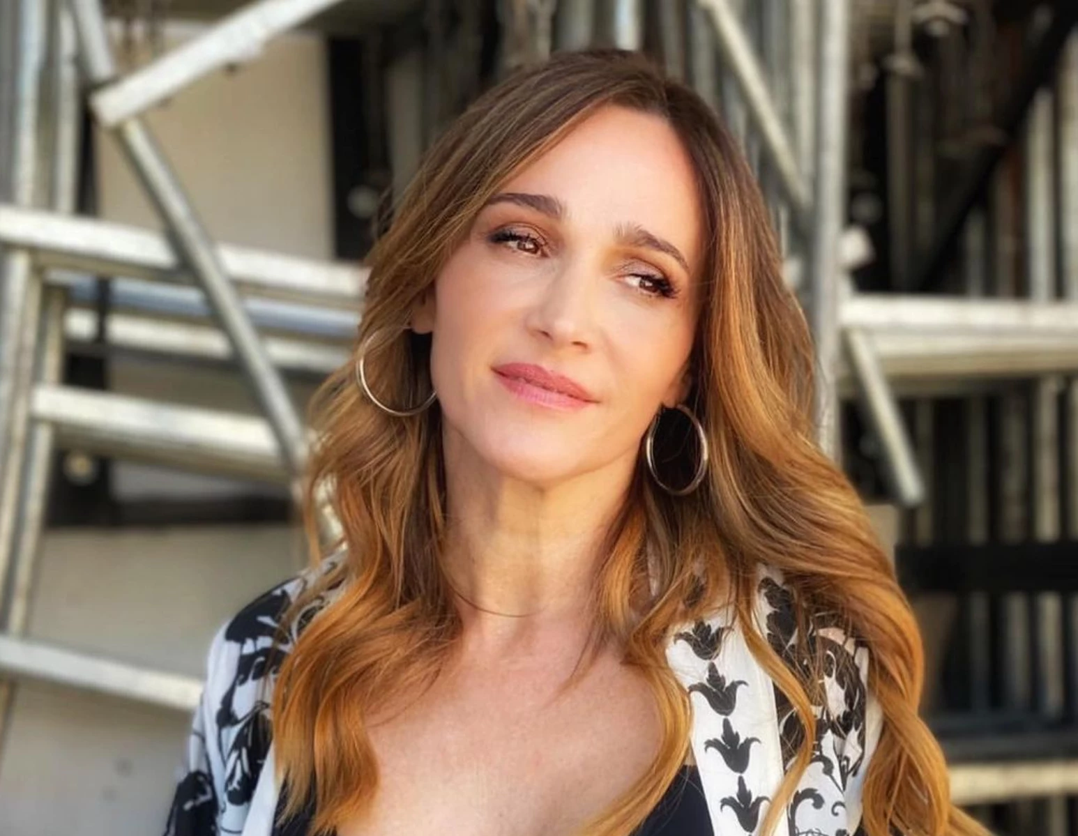 El look hippie chic que lució Verónica Lozano en sus vacaciones