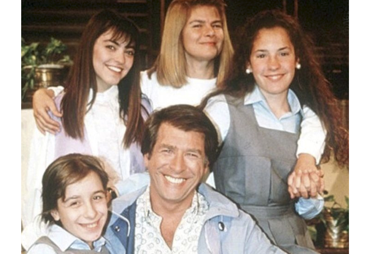 Así lucen Nancy Anka, Julieta Fazzari y Gabriela Allegue, las "chancles" de María Leal, a 32 años del estreno de "Grande, pa!"