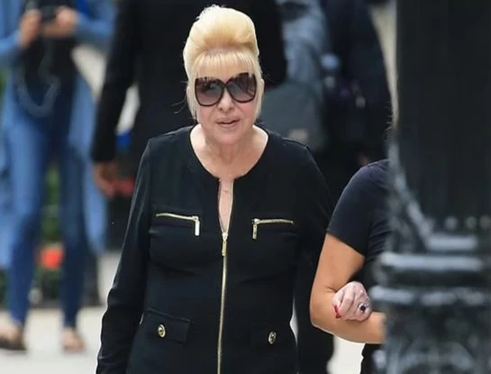 Las últimas fotos que le tomaron a Ivana Trump: hace tres semanas había ido a la peluquería