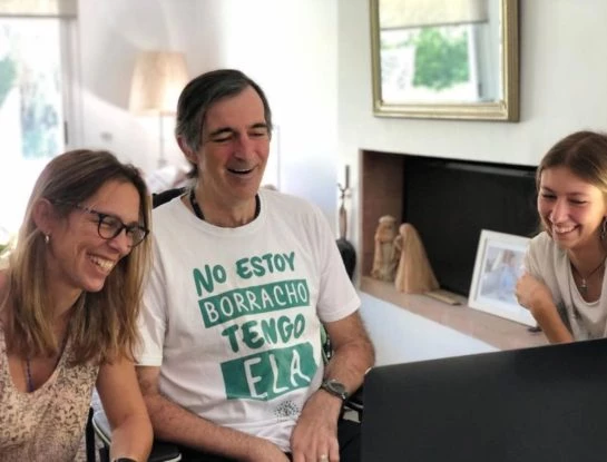 ¡Siempre con una sonrisa! El conmovedor gesto de María Eugenia Sequerios, la mujer de Esteban Bullrich, en La Voz Argentina: "Hay que vivir el hoy"