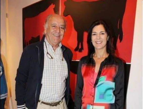 A qué se dedica hoy Denise Pessana, la mujer de Enrique Llamas de Madariaga, que se alejó de los medios argentinos
