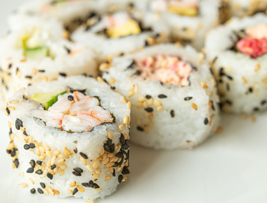 Cómo reemplazar el salmón rosado cuando preparás rolls (para que la crisis no impida que comas sushi)