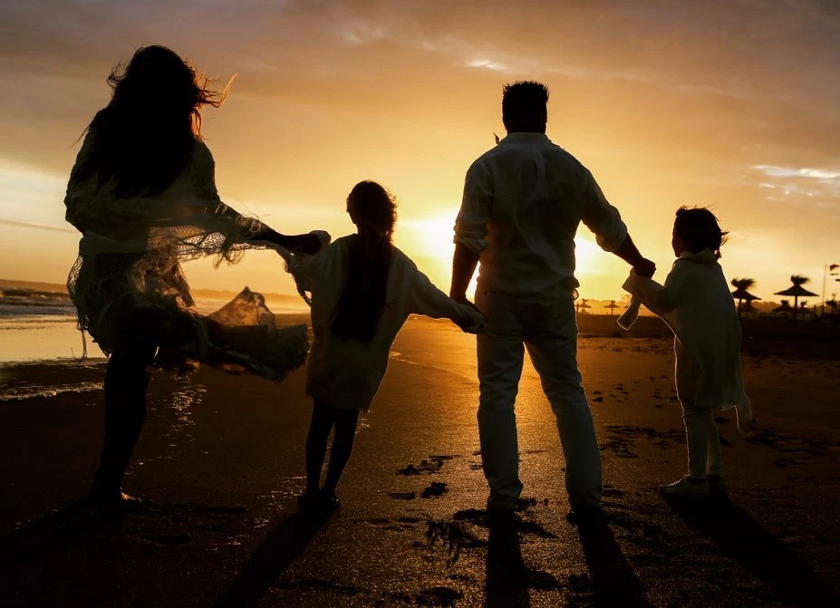 Flor de la V y su familia