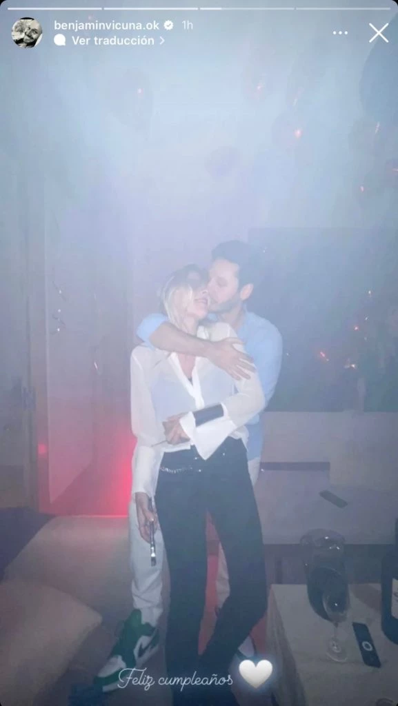 Vicuña y Sulichin a los besos.