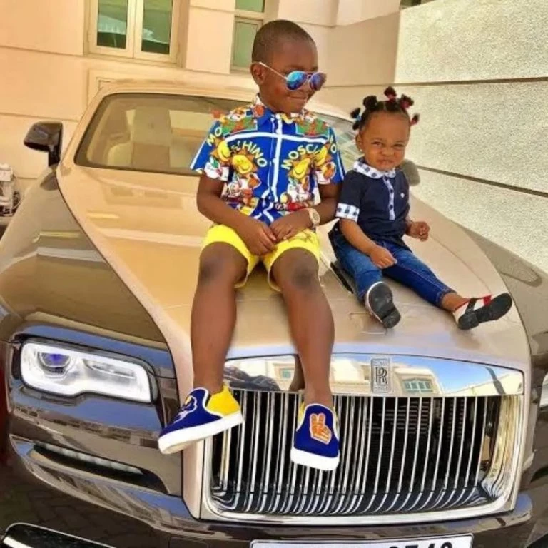 Mompha Junior el niño más rico del mundo