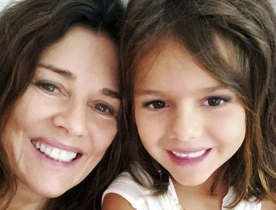 Las fotos de la primera comunión de Olivia, la nieta mayor de Andrea Frigerio