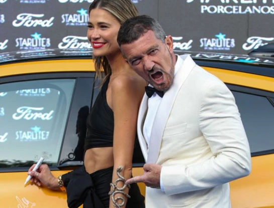 Carla Pereyra, la mujer de Diego "el Cholo" Simeone, deslumbró con su look a Antonio Banderas y Richard Gere en la gala Starlite