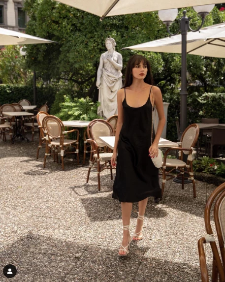 el vestido al estilo francés