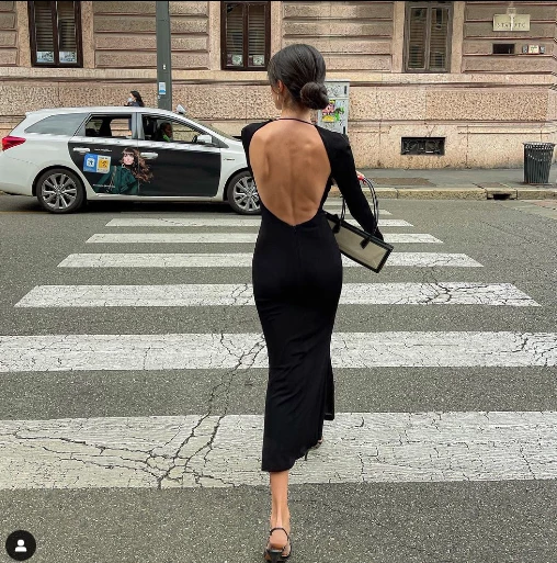 el vestido al estilo francés