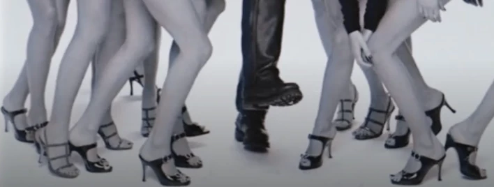 Foto Staff Cerini con modelos tops