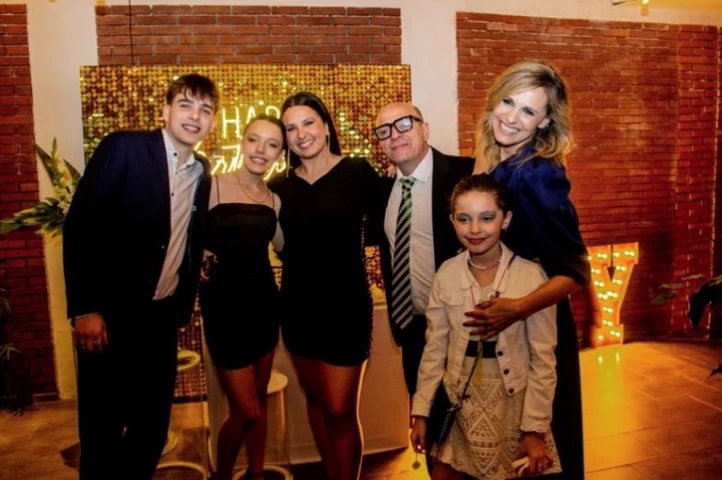 CUMPLE EMMA HIJA DENISE DUMAS