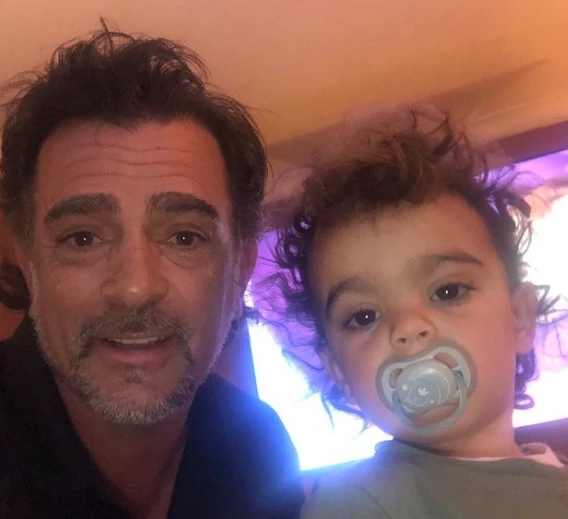Guillermo Pérez Roldán con su hijo Damián