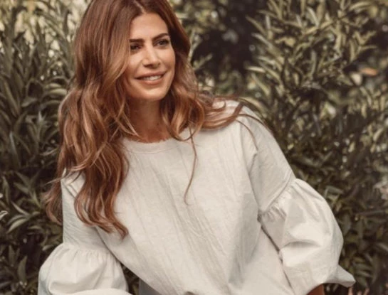 El look trendy de Juliana Awada en Punta del Este: llevó un solero de estilo boho chic