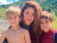 Cuál es el idioma que elige Shakira para comunicarse con sus hijos