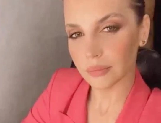 Sabrina Garciarena se destacó con un look muy Barbiecore  en la red carpet de los Premios Sur