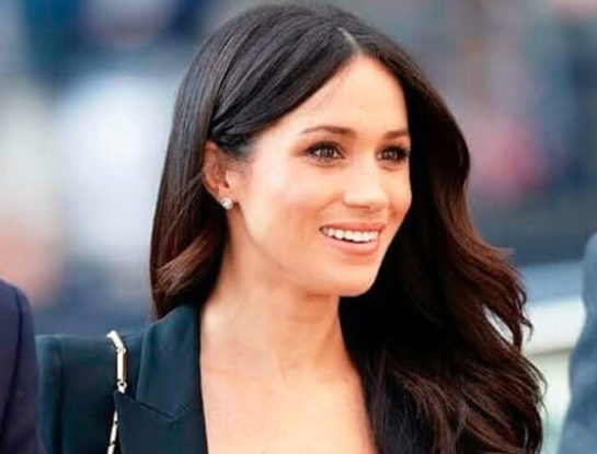 Pura inspiración: 4 looks de Meghan Markle aptos para una working girl (y con los que posó como modelo)