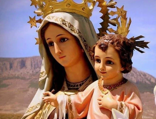 Virgen del Carmen: oraciones para superar tiempos difíciles y obstáculos