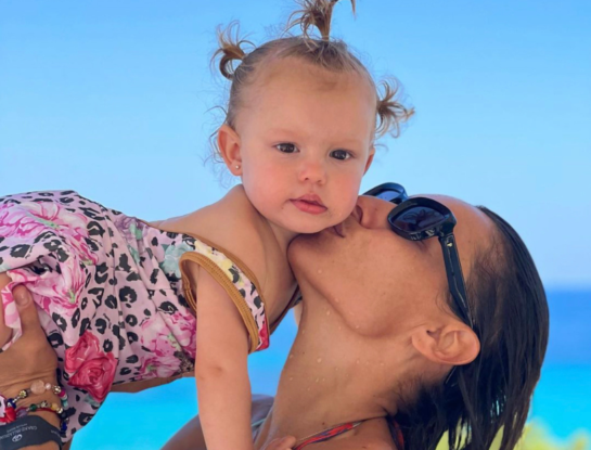 El vestido fashionista de Anita, la hija de Pampita y Moritán 