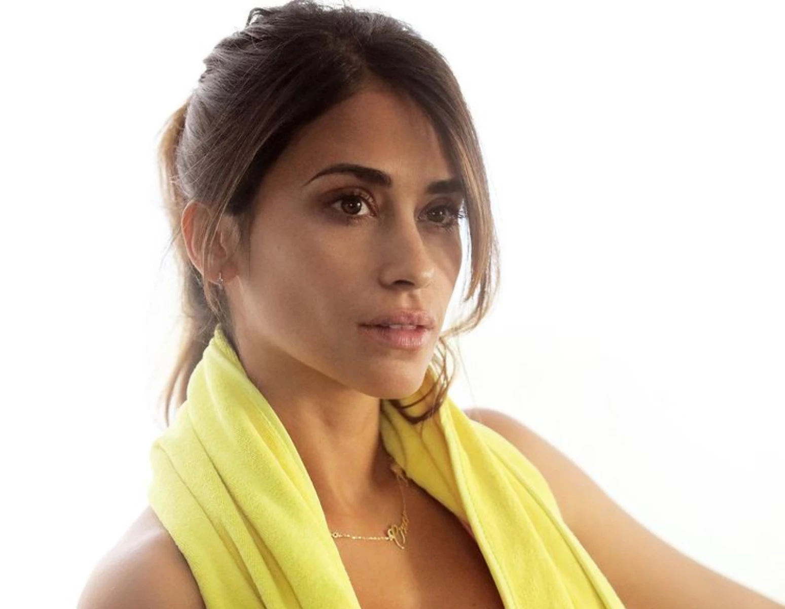 El look trendy de Antonela Roccuzzo para practicar tenis en París