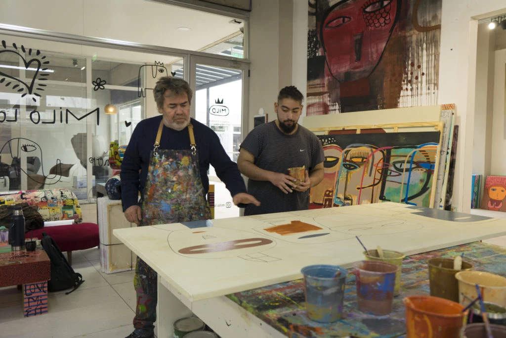 Milo Lockett en su taller