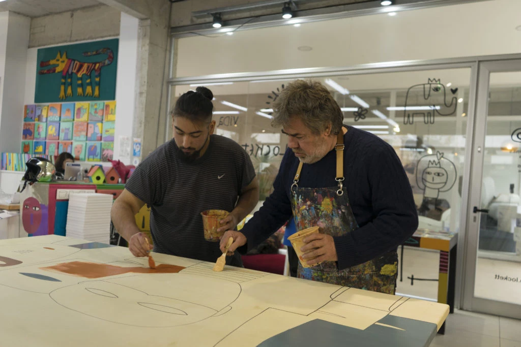 Milo Lockett en su taller