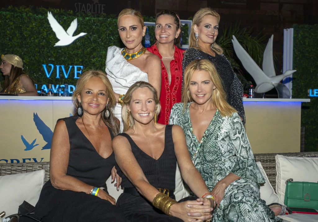 Marta Sánchez, Sandra García-Sanjuán, Ainhoa Arteta, Begoña Trapote, Fiona Ferrer y Valeria Mazza en Starlite Catalana Occidente