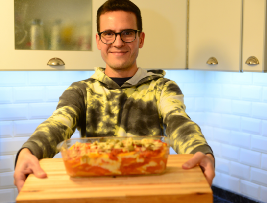 #LaRecetaFamosa: Nicolás Peralta prepara su versión de la lasagna de calabaza