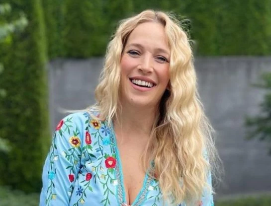 Así fue el look mediterráneo de Luisana Lopilato en su baby shower