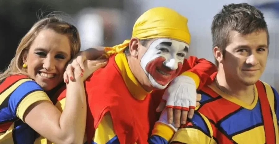 Piñón Fijo junto a sus hijos