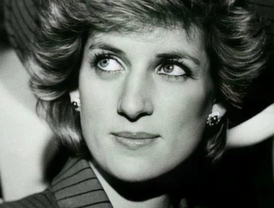 A 25 años de la muerte de Lady Di, el recuerdo de la mujer que marcó un antes y un después en la corona británica