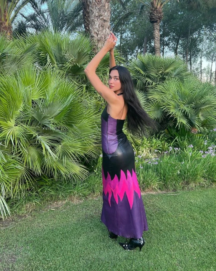 look dua lipa cumpleaños