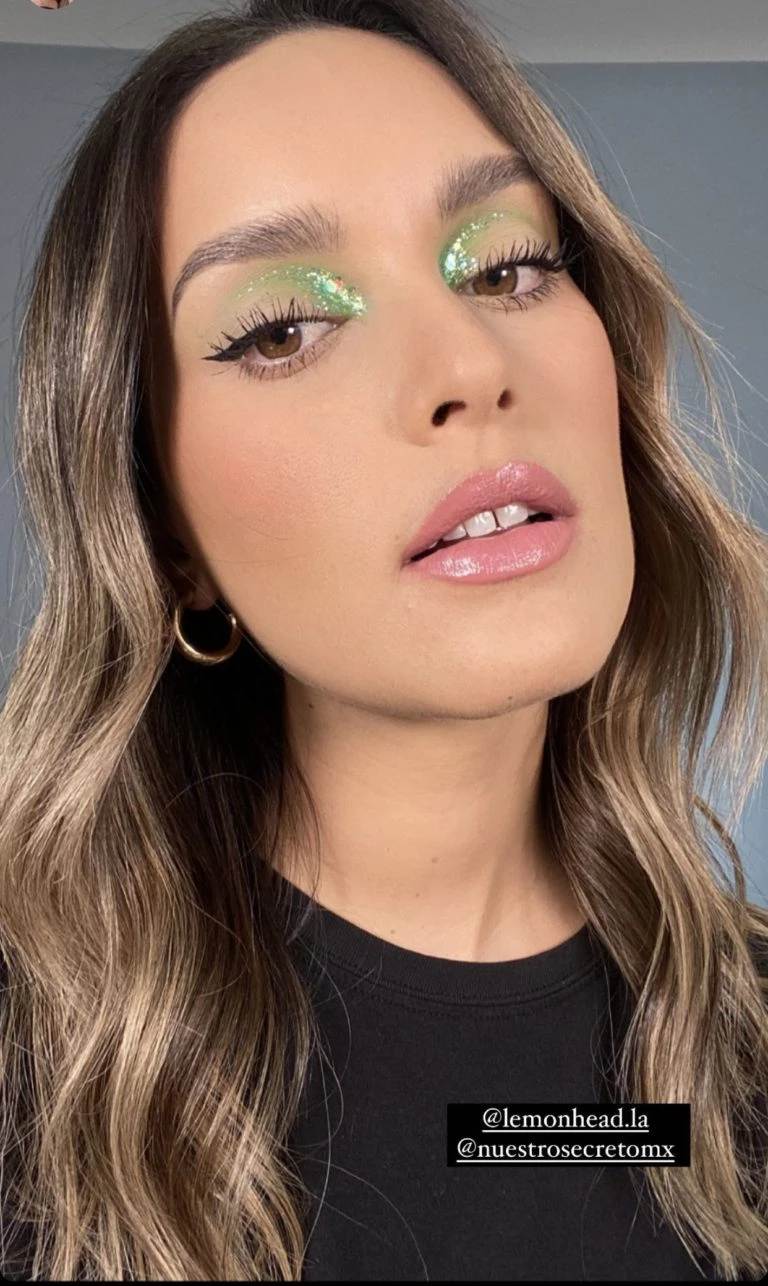 Make up en verde: la tendencia que potencia los ojos marrones