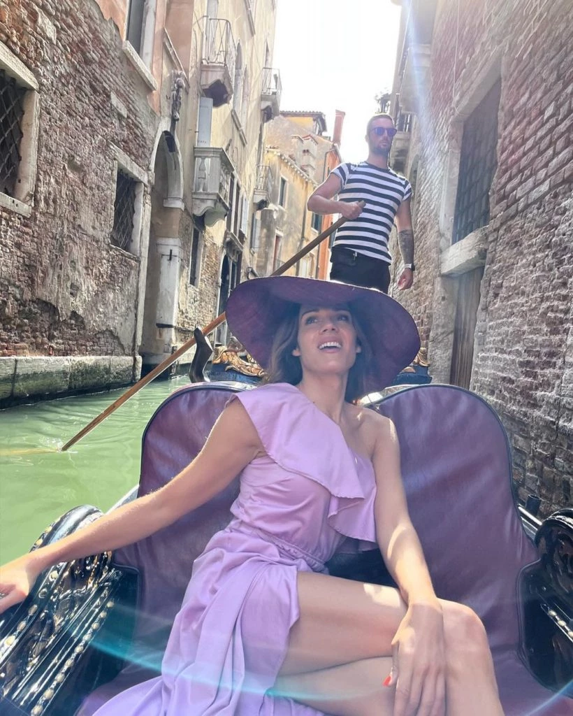 El look trendy de Mariana Genesio Peña