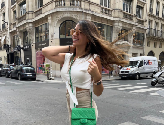 Cuánto sale el buzo de algodón de Givenchy que usó Antonela Roccuzzo