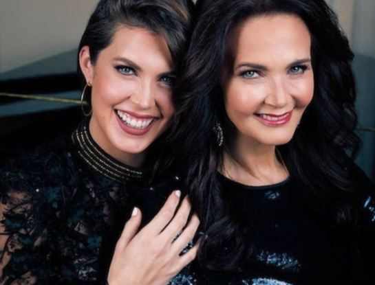 Así está Jessica Altman, la hija de "La Mujer Maravilla": tiene 31 años, es cantante y es muy parecida a su mamá