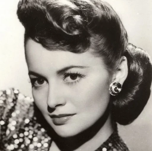 Nelly Trenti, locutora de Mirtha Legrand