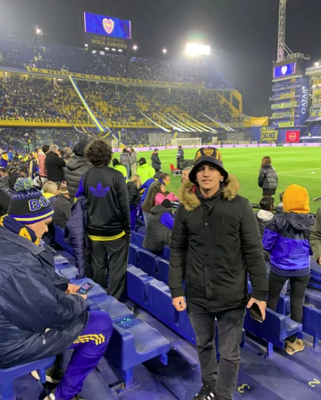 Quién es Yhosva Montoya, el finalista de La Voz Argentina oriundo del pueblo que visitó Lady Di en 1995