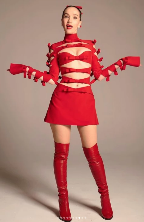 NAtalia Oreiro look en Quien es la Mascara