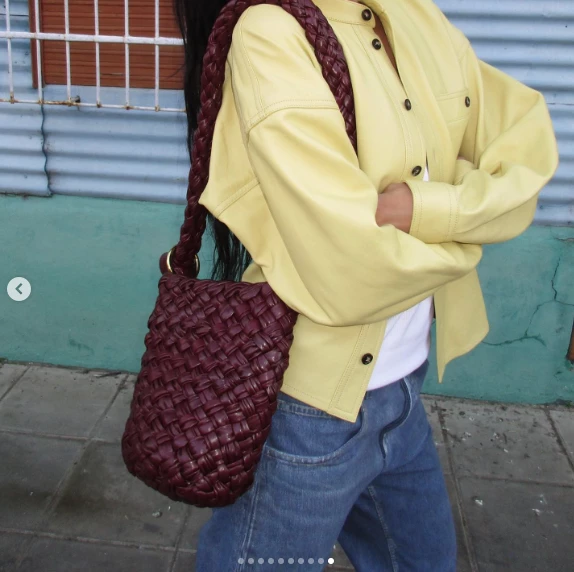 Dua Lipa y su look de Bottega Veneta