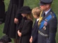 Kate y William con sus hijos en el funeral