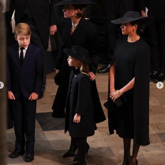 los elegantes y sobrios looks de Kate Middleton y Meghan Markle