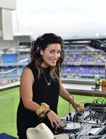 Natalia Maderna, relatora de fútbol