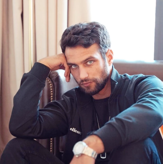 Quién es Jesús Castro, el protagonista de "Diario de un gigoló"