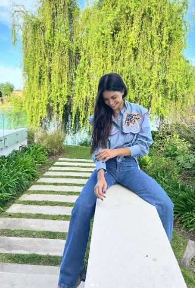 3 looks de Zaira Nara que demuestran que es la reina del full denim