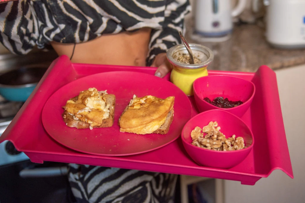 Celeste Muriega preparó omelette proteico en la receta famosa