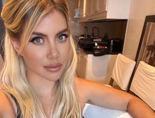 Cuánto sale el vestido Balenciaga que lució Wanda Nara en Quién es la Máscara  