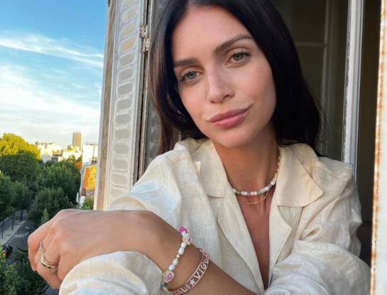 Cuánto sale el sobre de cuero Fendi que Zaira Nara lució en Miami