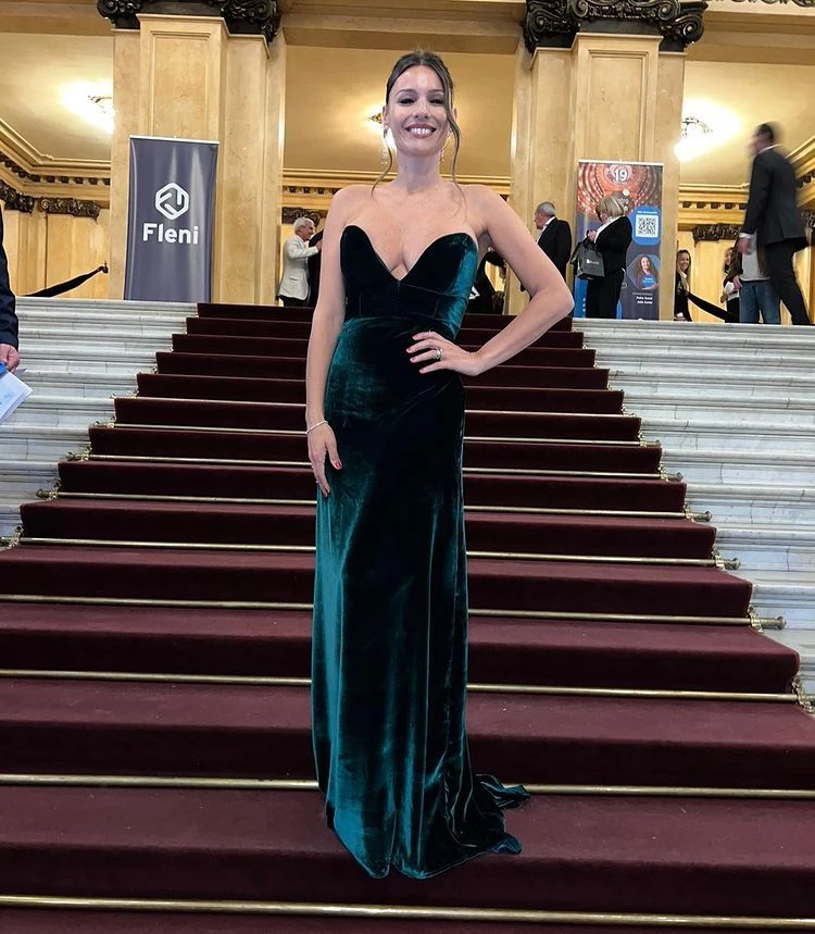 El impactante vestido que Pampita lució en una gala benéfica